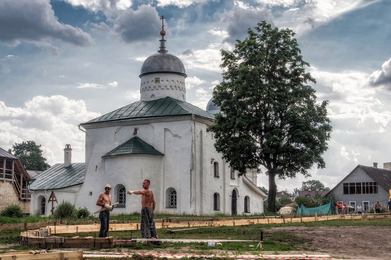 Природно-исторический национальный парк "Плещеево озеро". Успенский Горицкий монастырь. Ярославская Область
