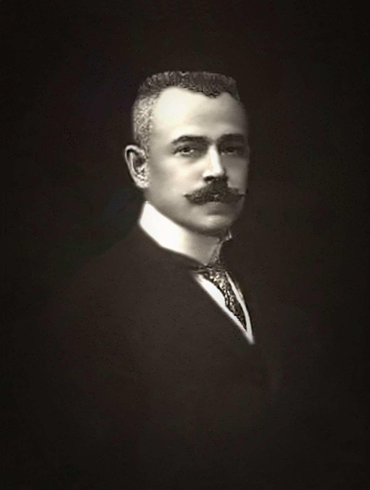 Владимир Семёнович Храповицкий — крупный русский лесопромышленник, камергер, последний предводитель дворянства Владимирской губернии.